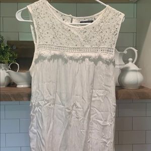 Super cute white top